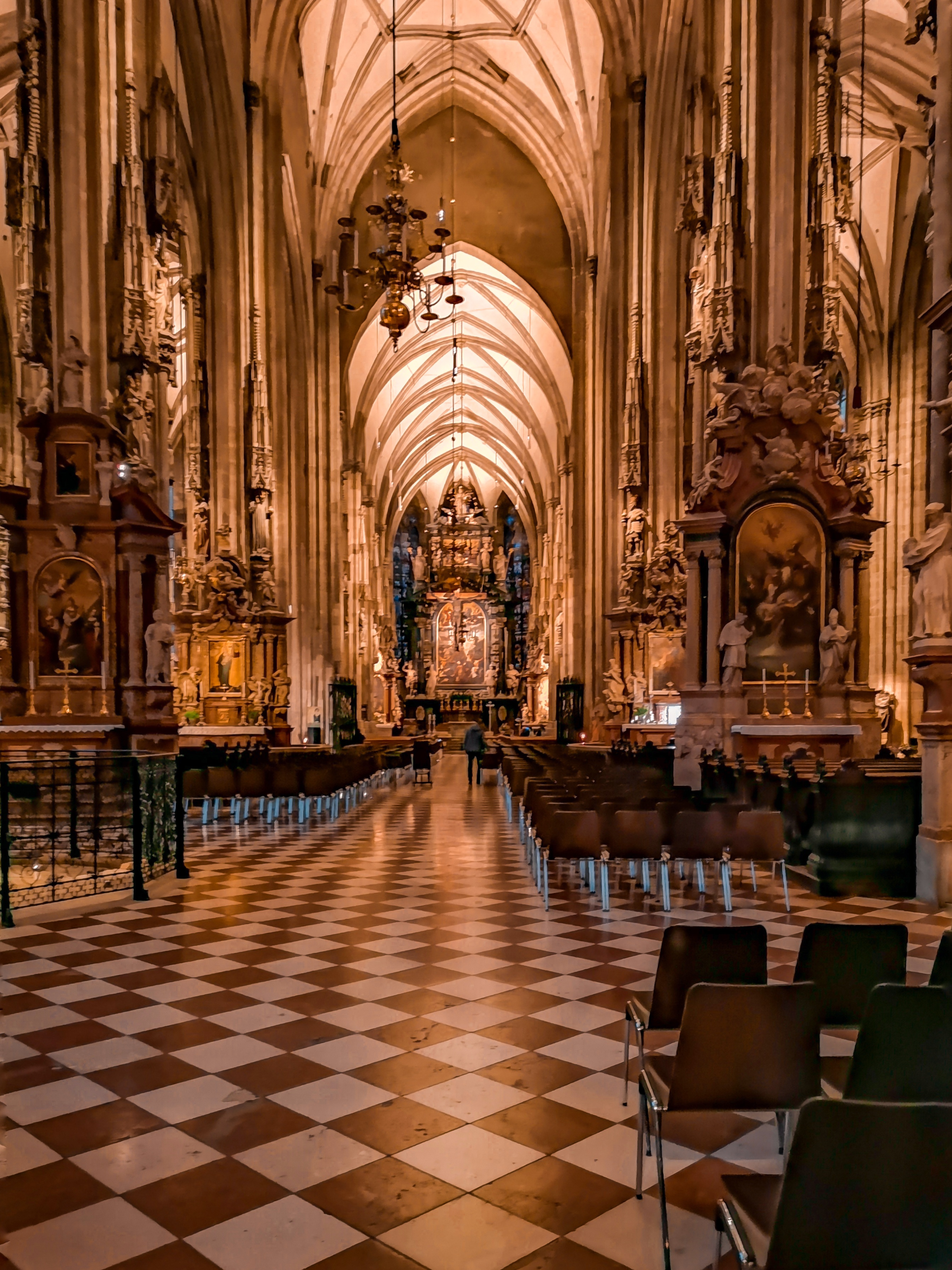 A Geeks Guide to Vienna | St Stephens Cathedral