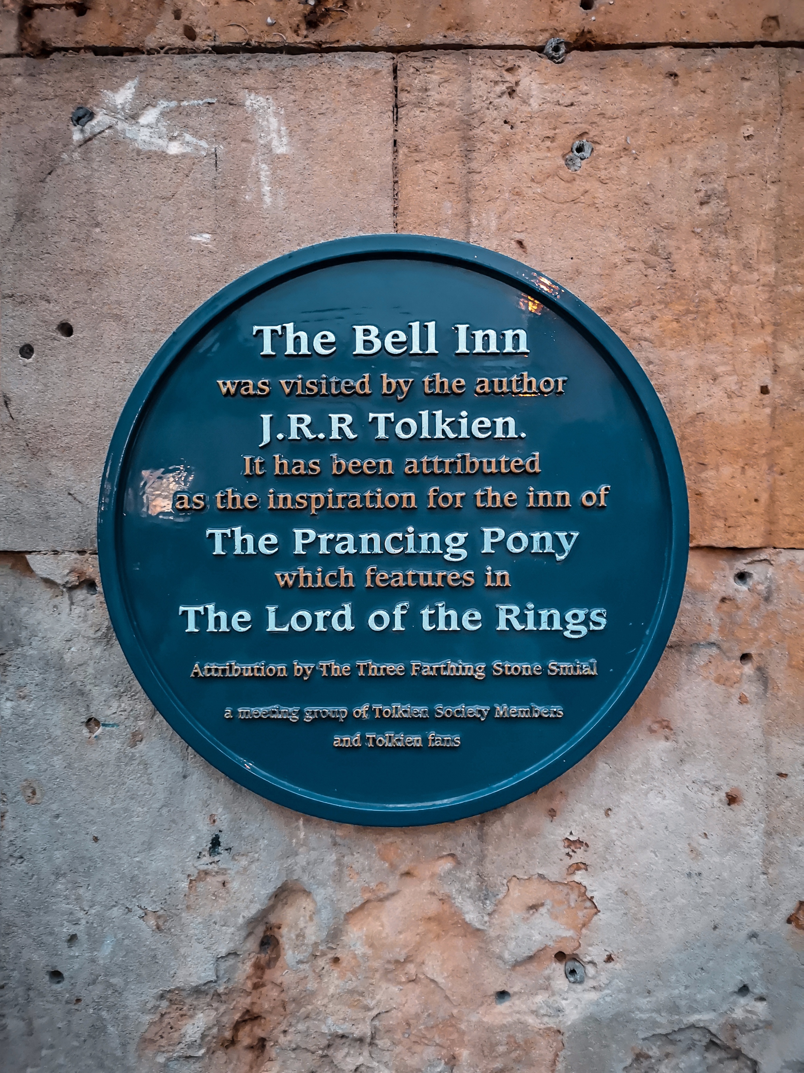 A Lord of the Rings Guide to the Cotswolds | The Bell Inn